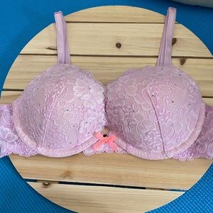 Victoria’s Secret Dream Angels Push-Up Bra